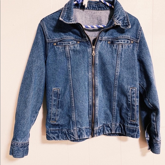 Jean Jacket w/ rolling stones patch - Picture 2 of 2